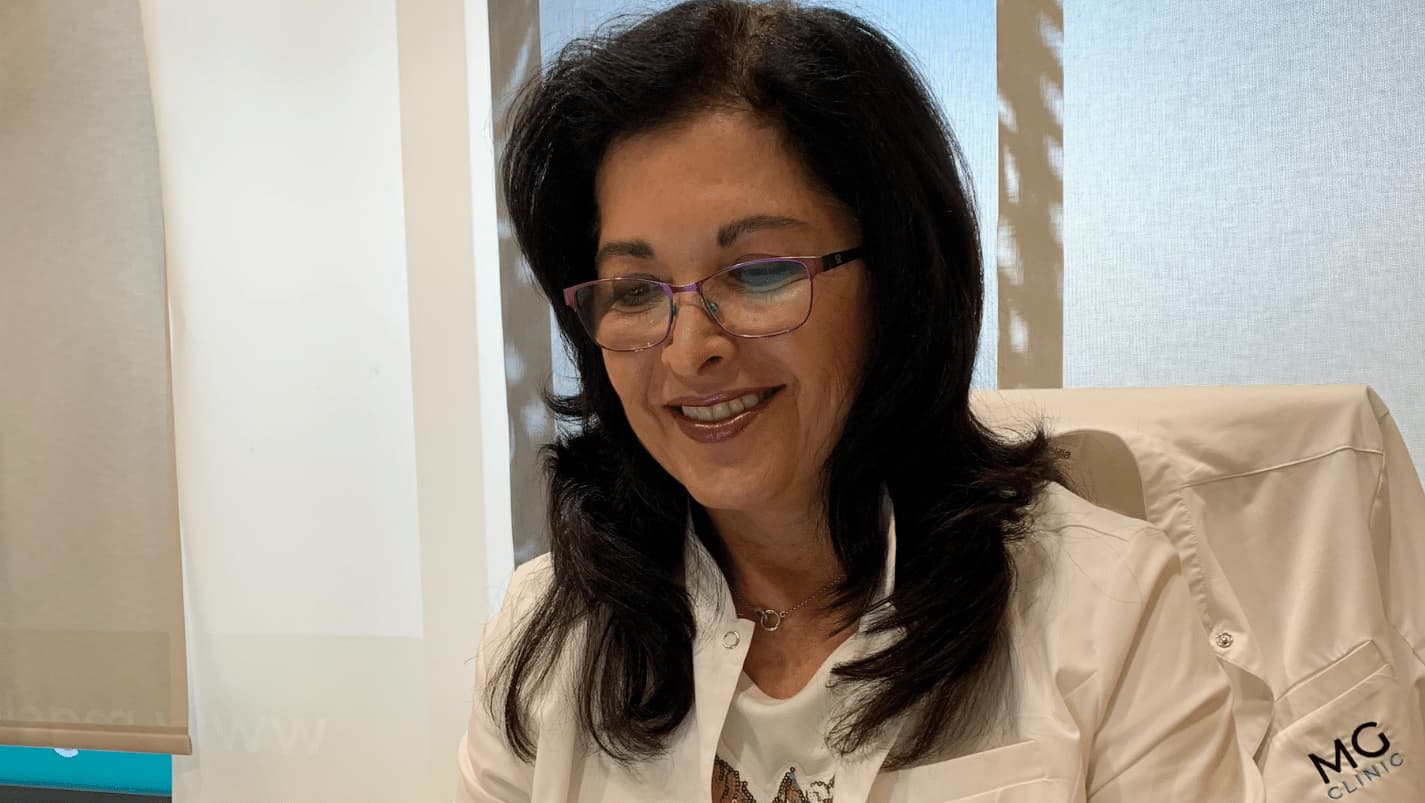 «Dra. Nancy Miranda Dager: Pionera en Perfección Nasal y Líder Mundial en Rinoplastia»